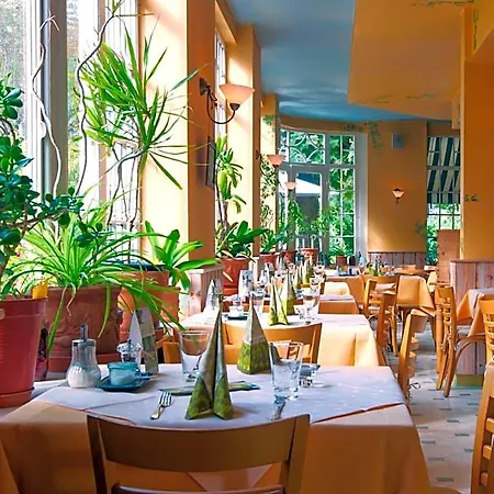 Ducky’s Restaurant | Events | 3*