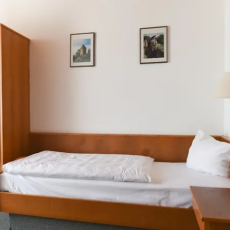 Ducky's Restaurant | Events | 3* 바트나우헴